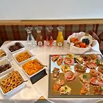 ゲストハウス Panoramagasthof Kristberg 3*