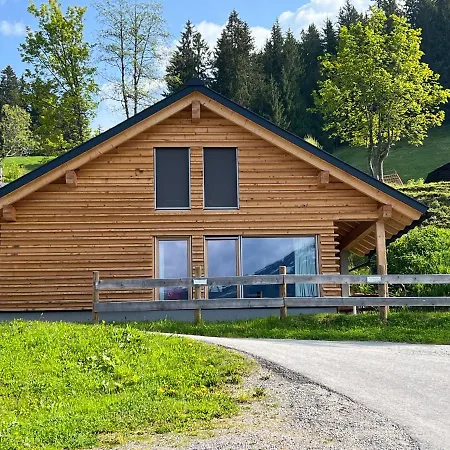 Panoramagasthof Kristberg 3*