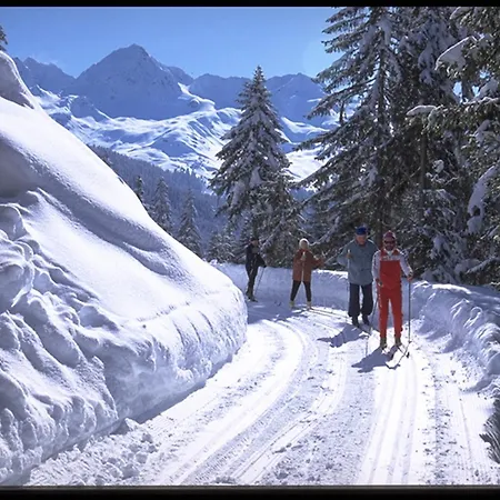 ゲストハウス Panoramagasthof Kristberg 3*
